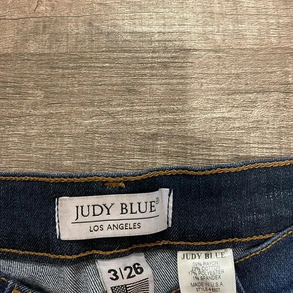 Judy Blue - Dark Blue Denim Distressed Skinny Jeans - Size 3/26 - Picture 3 of 12